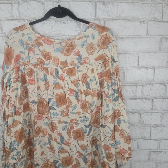 NWT Hayden long sleeve blouse - Picture 15 of 16